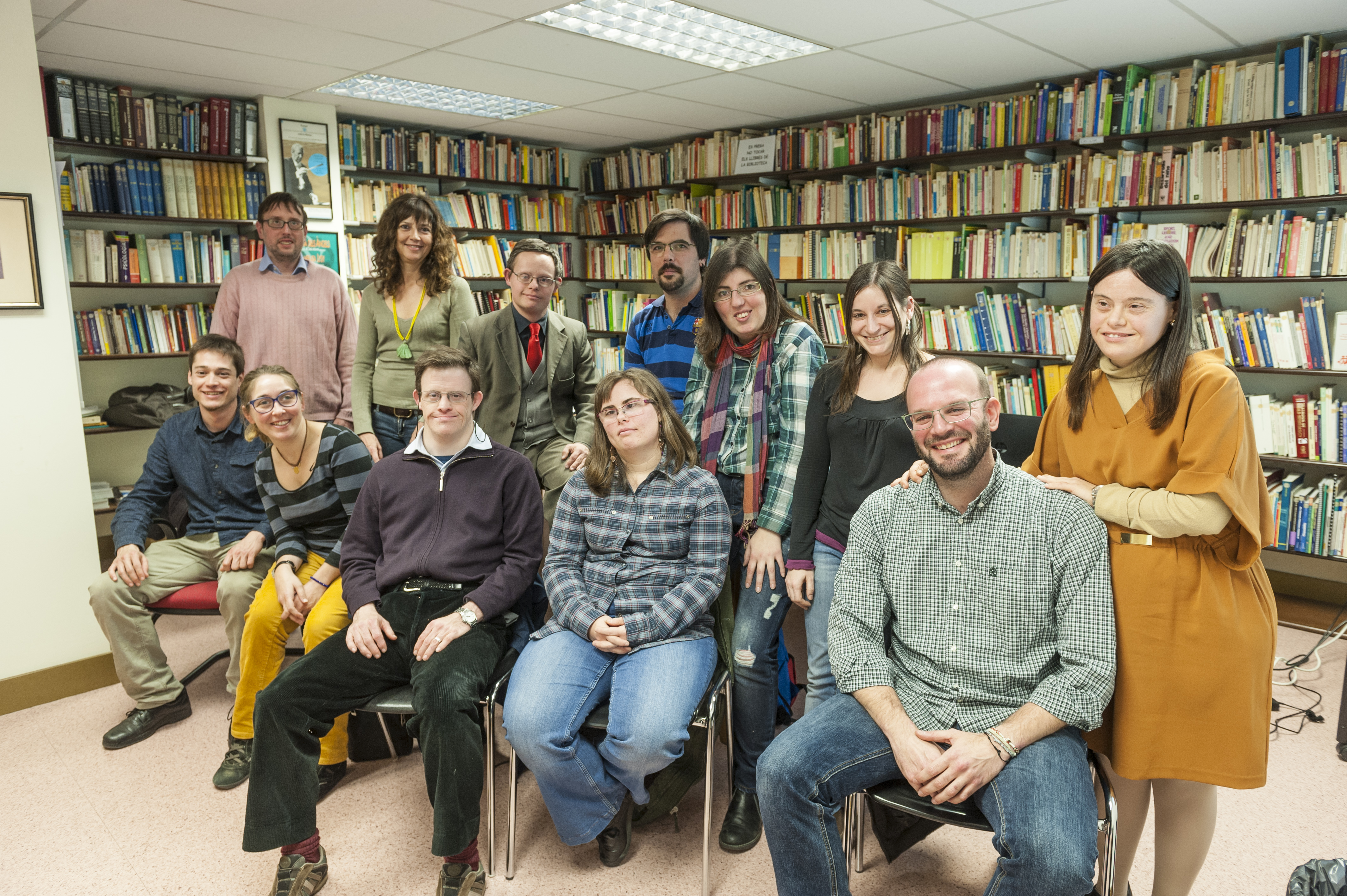 L’equip d’Èxit 21 amb membres de la Fundació Catalana Síndrome de Down. Foto: Sergio Ruiz