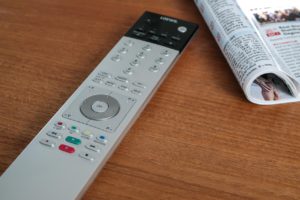 comandament distancia, televisió, revista