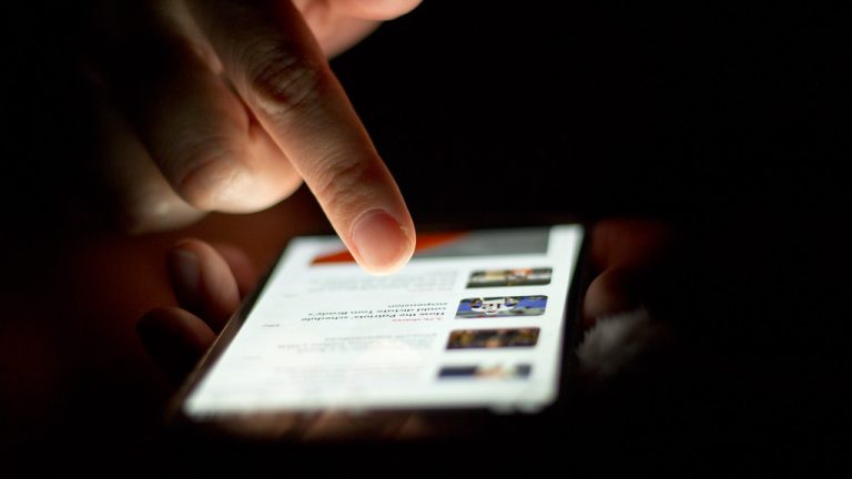 L’hàbit de fer scroll ha alimentat noves maneres d’informar-se